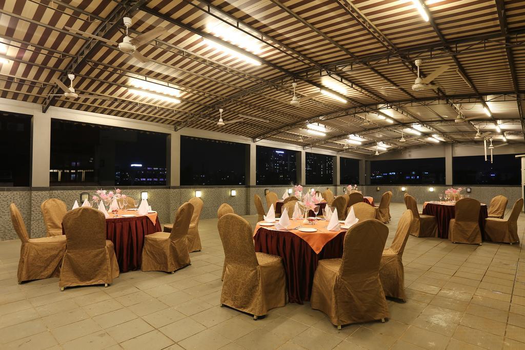 Hotel Silver Inn Mumbai Dış mekan fotoğraf