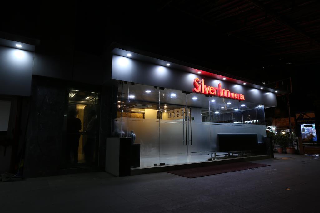 Hotel Silver Inn Mumbai Dış mekan fotoğraf