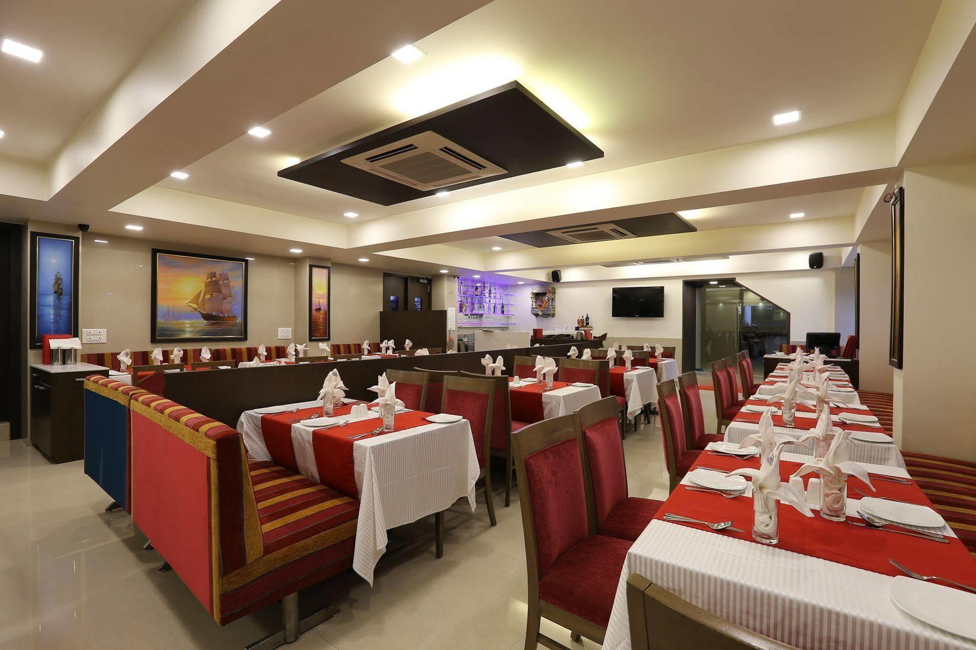 Hotel Silver Inn Mumbai Dış mekan fotoğraf