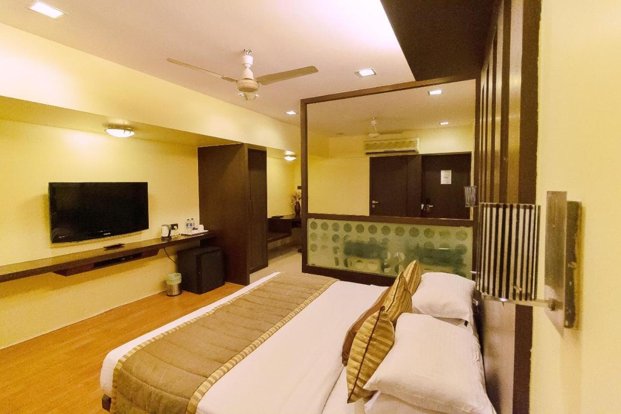 Hotel Silver Inn Mumbai Dış mekan fotoğraf