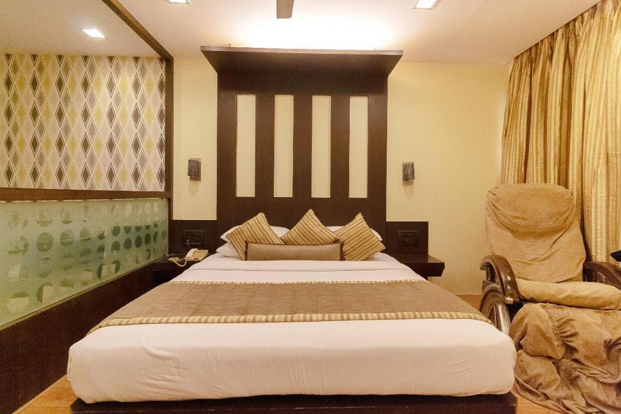 Hotel Silver Inn Mumbai Dış mekan fotoğraf